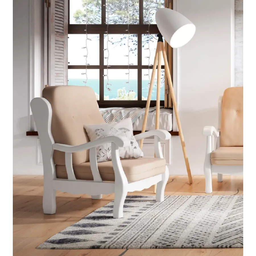 Sillón Colonial de diseño en madera vista