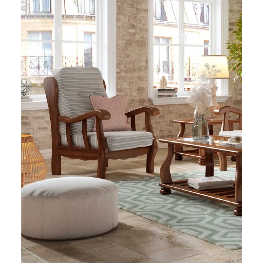 Sillón Colonial de diseño en madera vista