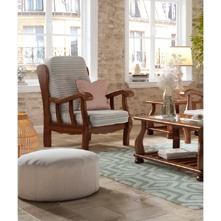 Sillón Colonial de diseño en madera vista