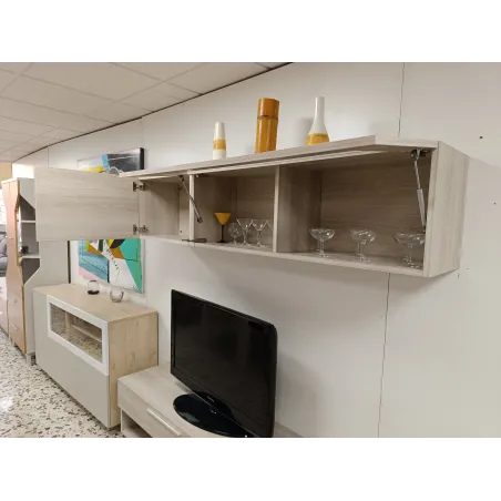 TV 180 CON ALTO PUERTA ELEVABLE TENDENCIAS