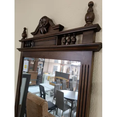 Recibidor clásico madera