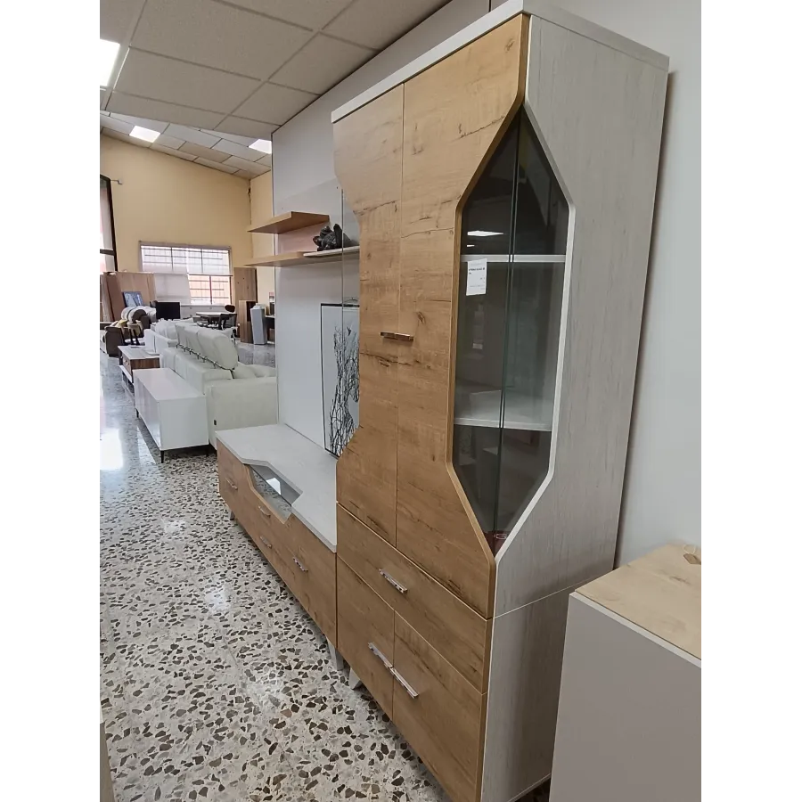 Salón Glass con patas 260 cm.