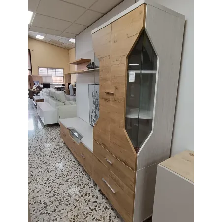 Salón Glass con patas 260 cm.