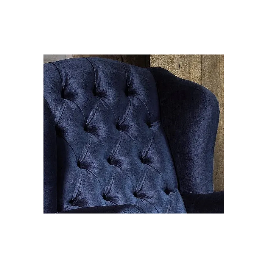 Butaca Versalles Capitoné de Elkfo en Mueblesguadalhorce.es