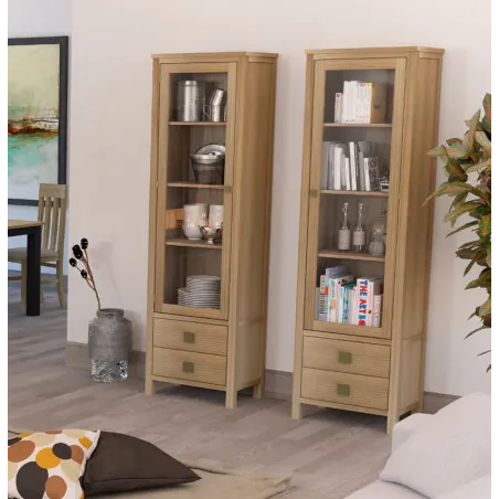 Salón con vitrinas en madera 270 cm.