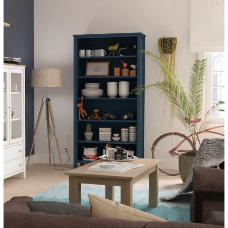 Salón con vitrinas en madera 270 cm.