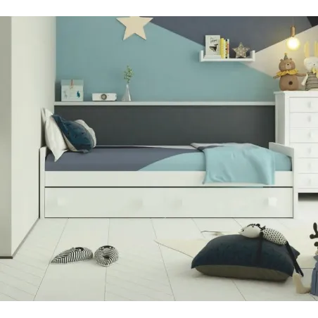 Salón con vitrinas en madera 270 cm.