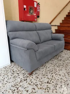 Sofá respaldo alto de liquidación