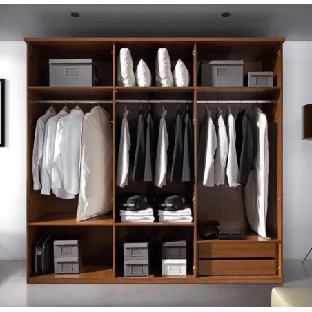 Armario diseño clásico con moldura seis puertas abatibles