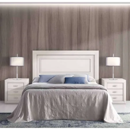 Dormitorio con cómoda y espejo linea clásica colección Parma